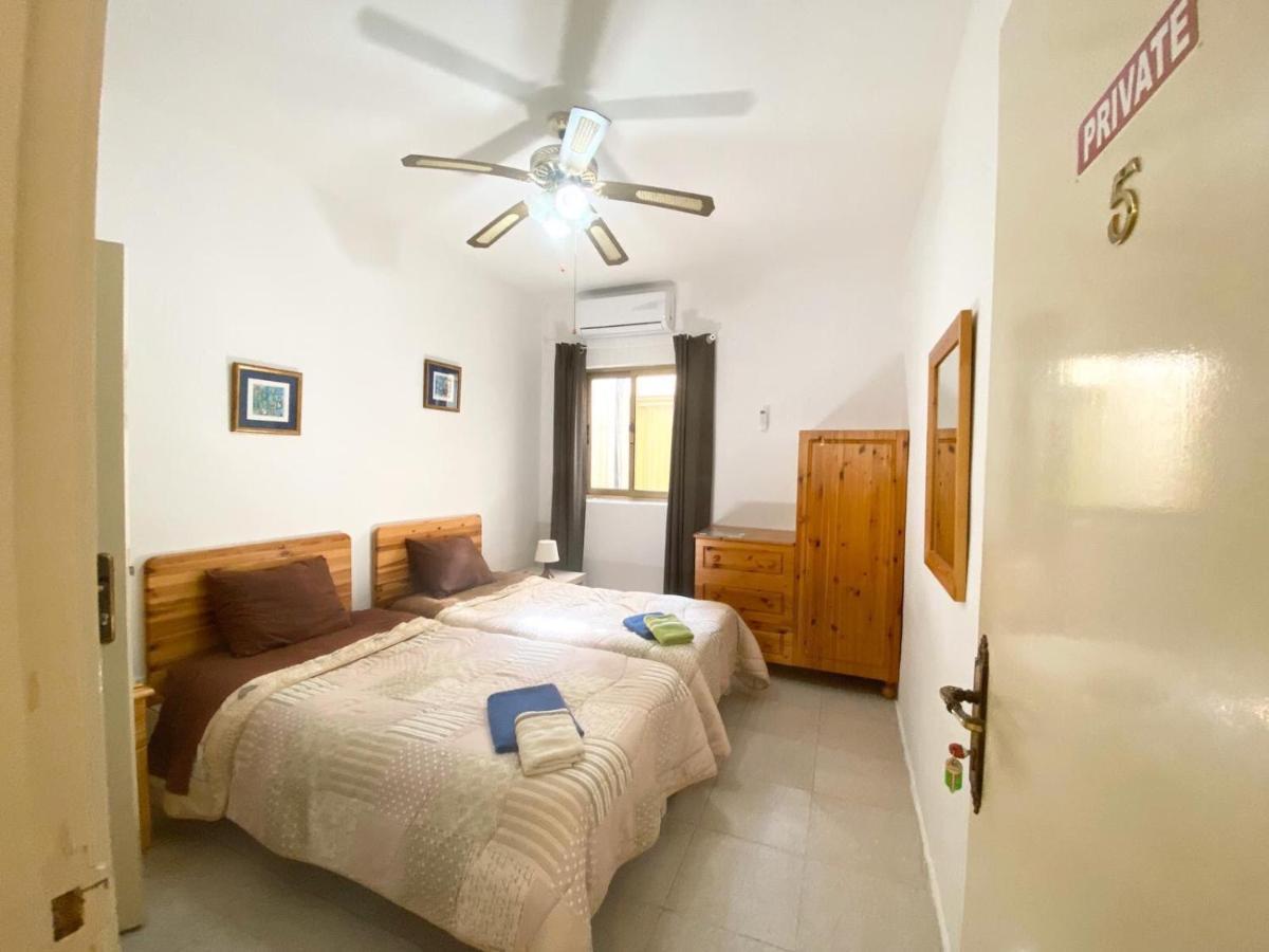 Lidda Butts inn Annex Dormitory Ghajn il-Kbira  Exterior foto
